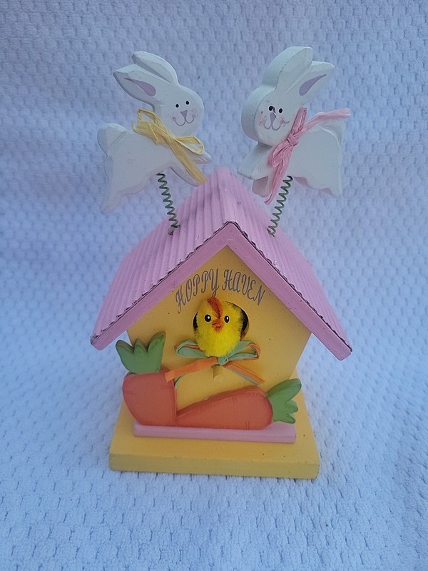 Wooden.Easter Decorative Bird House Hand Painted Birds Box.