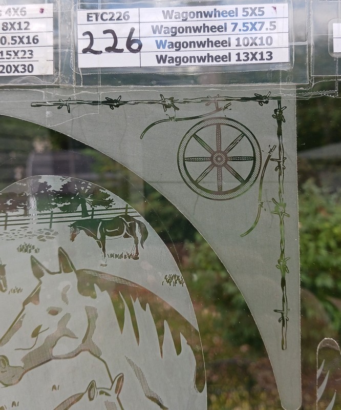 WAGON WHEELS Etched Look Cling 5″X5″ Corners Removable & Reusable 226