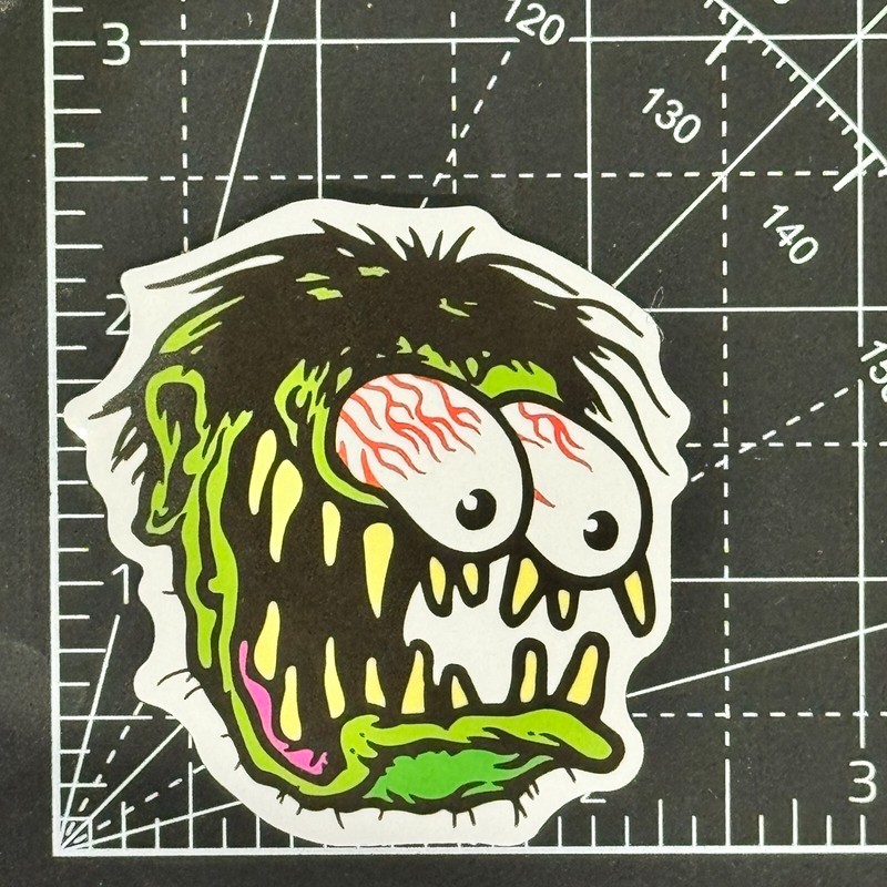 BIG EYES Green Monster / Rat Fink Big Daddy Vinyl Decal Sticker Bomb JDM Horror