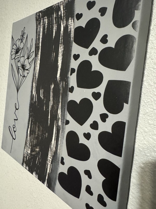 Canvas Grey With Black Hearts & Love Vinyl gallery