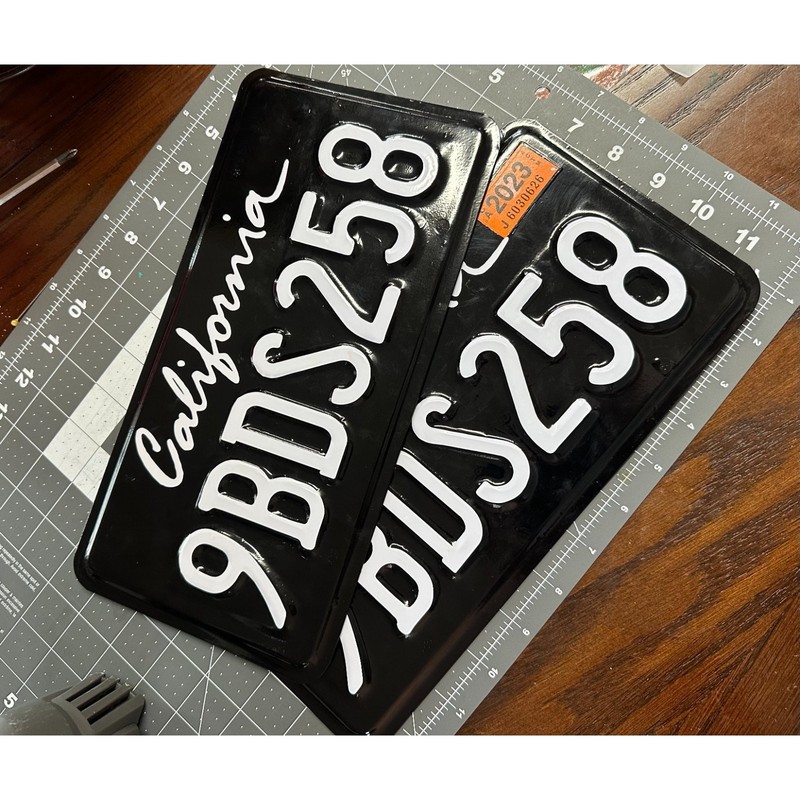 Gloss California Plate Wrap DIY Kit (BACK & WHITE ) KIT 2 PLATES gallery