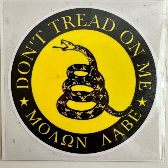 Sticker Cabana Don’t Tread On Me 4×4” Sticker