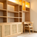 Mueble a muro con junquillo