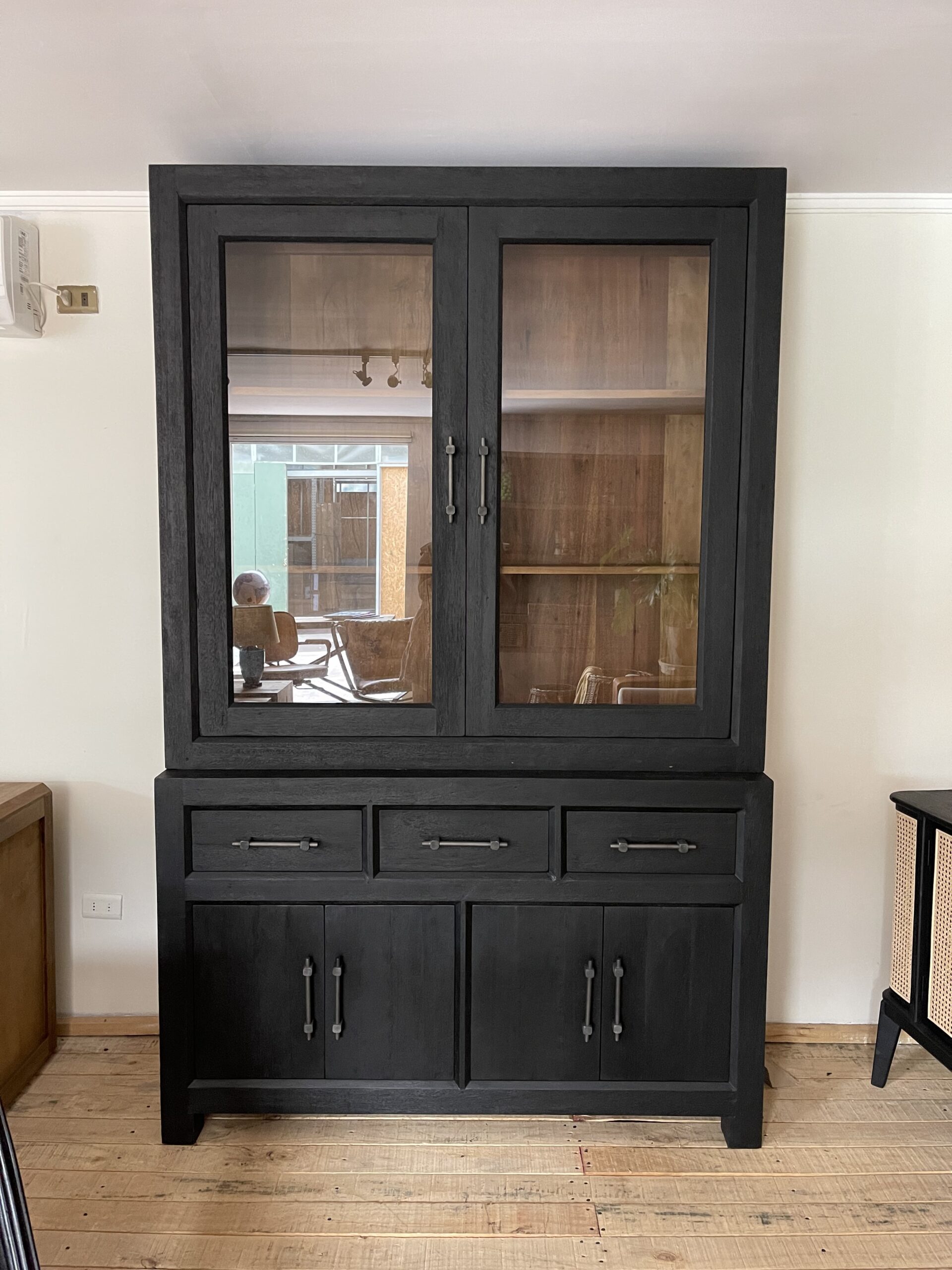 IMG_3877-scaled-1.jpg Mueble Maxo Black - Imagen 1